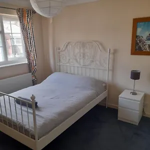 bright-and-light-3-bedroom-central-southampton.bournemouth-hotels.org/